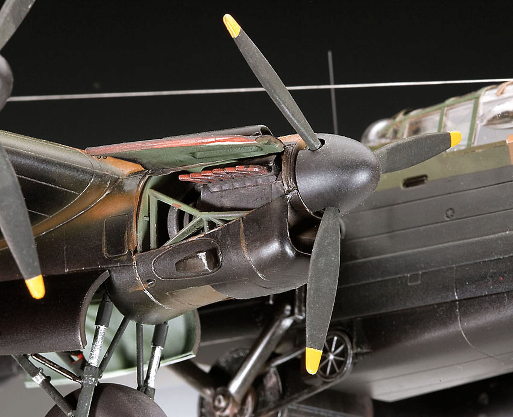 Revell Lancaster B.III DAMBUSTERS - 1 Stk