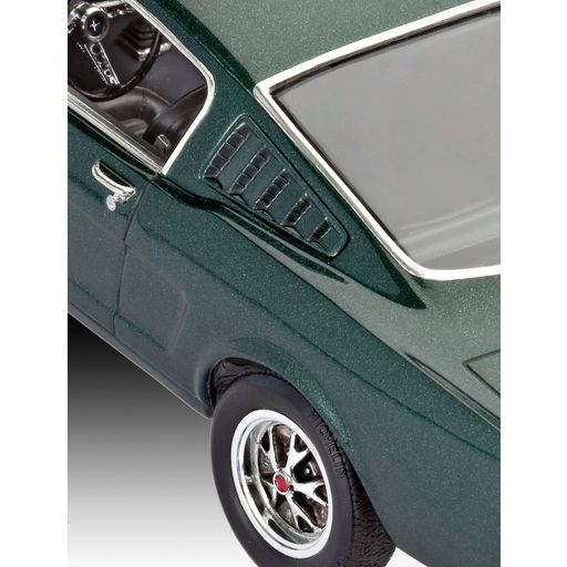 Revell 1965 Ford Mustang 2 + 2 Fastback - 1 бр.