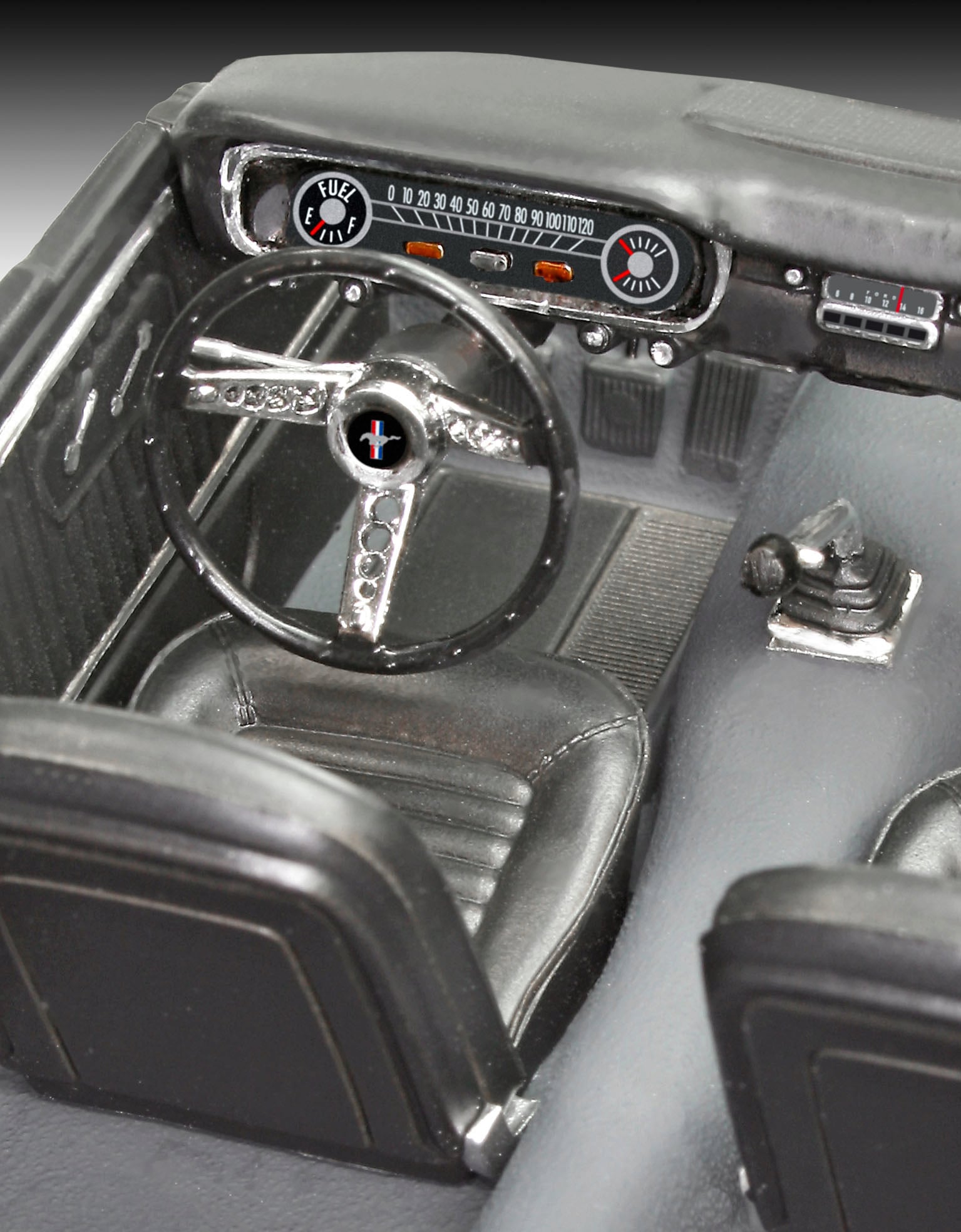 Revell 1965 Ford Mustang 2 + 2 Fastback - 1 pc