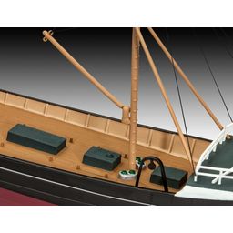 Revell Northsea Fishing Trawler - 1 kom