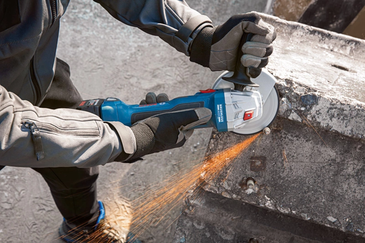 Bosch Professional GWS 18V-7 Cordless Angle Grinder