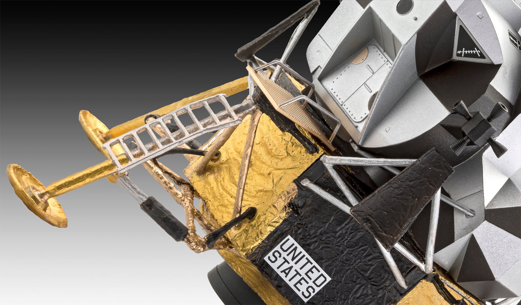Revell Apollo 11 Lunar Module Eagle - 1 pcs