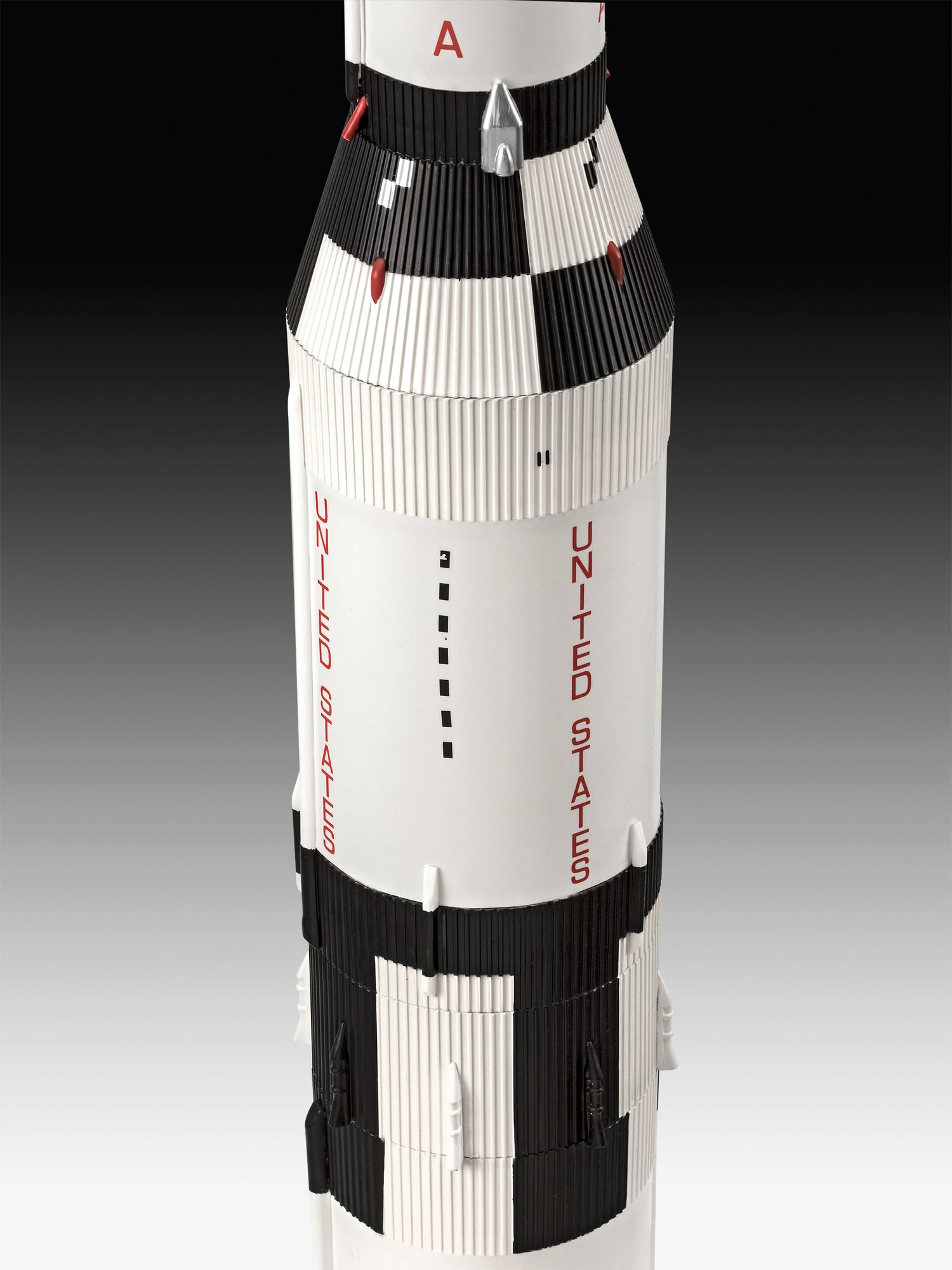 Revell Apollo 11 Saturn V Rocket - 1 pc